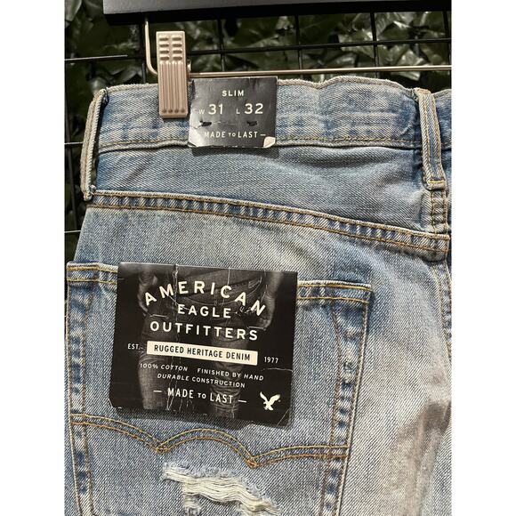NWT Men's American Eagle Distressed Jeans Size: W31 L32 - Picture 1 of 3